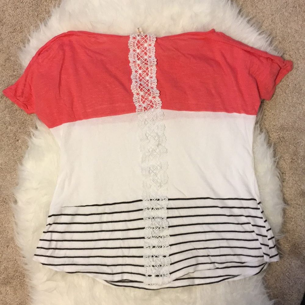 Pink Colorblock Top - Picture 3 of 4